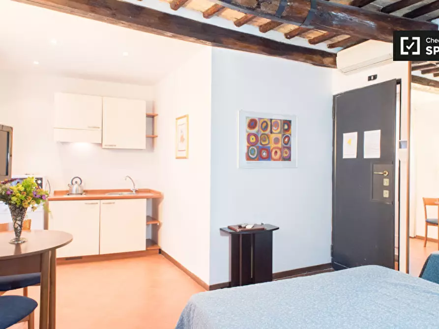 Immagine 3 di Ufficio in affitto  in Via Zucchelli a Roma