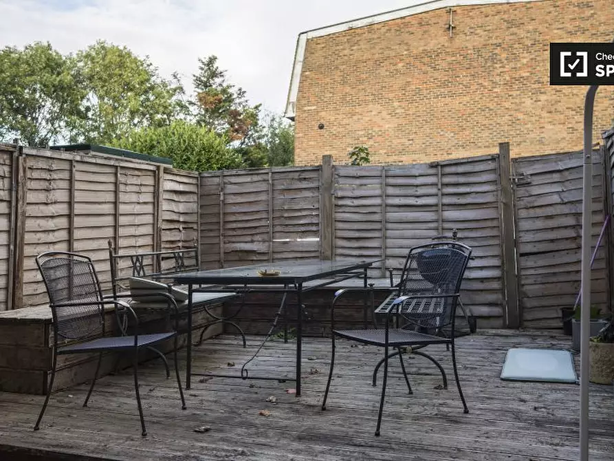 Immagine 18 di Camera condivisa in affitto  in Blossom Cl a Ealing