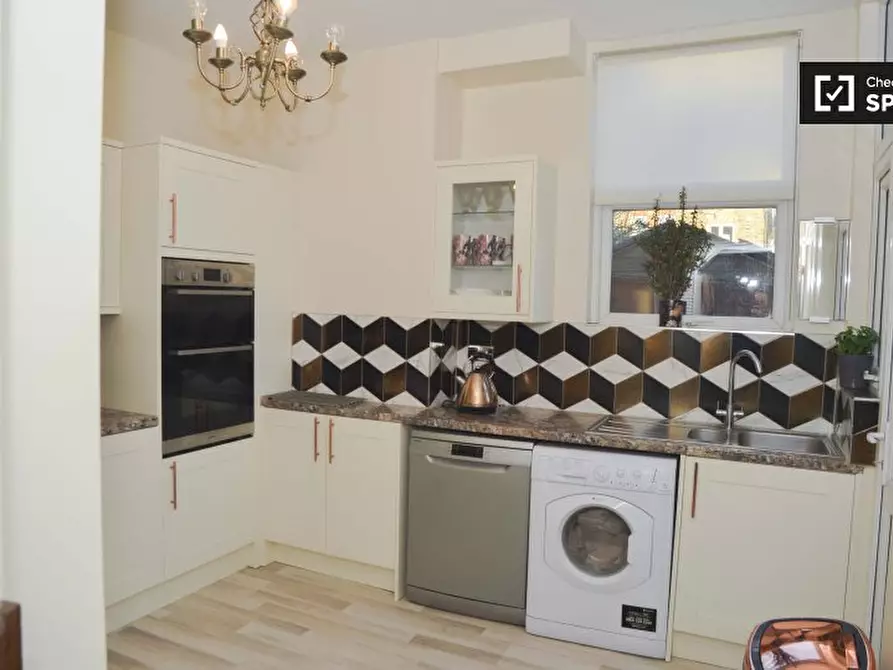 Immagine 11 di Camera condivisa in affitto  in Arran Road a Lewisham