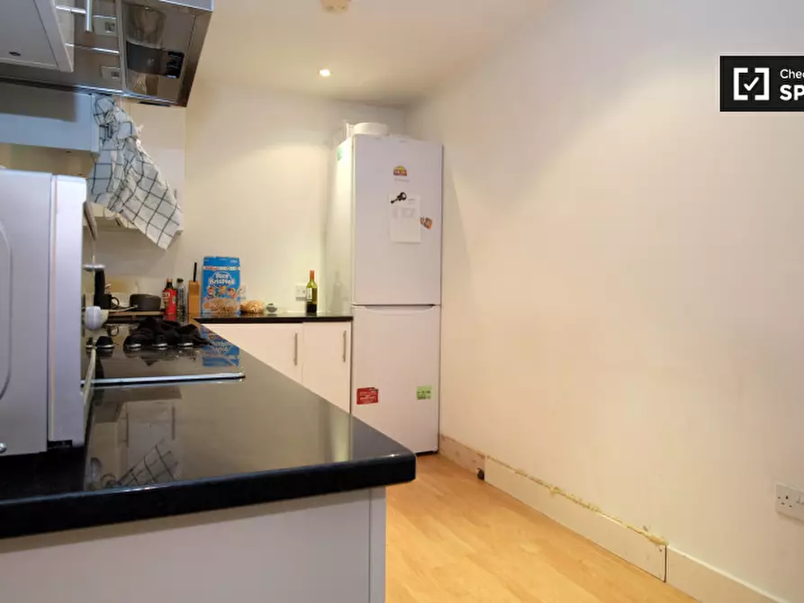 Immagine 6 di Camera condivisa in affitto  in Seward Street a Islington