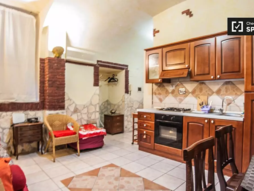 Immagine 11 di Appartamento in affitto  in Piazza dei Re di Roma a Roma