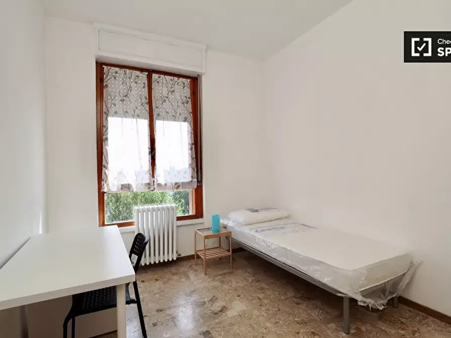 Immagine 2 di Camera condivisa in affitto  in Via Sapri a Milano