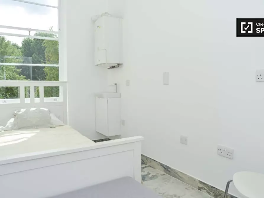 Immagine 15 di Appartamento in affitto  in B Formosa St a Paddington