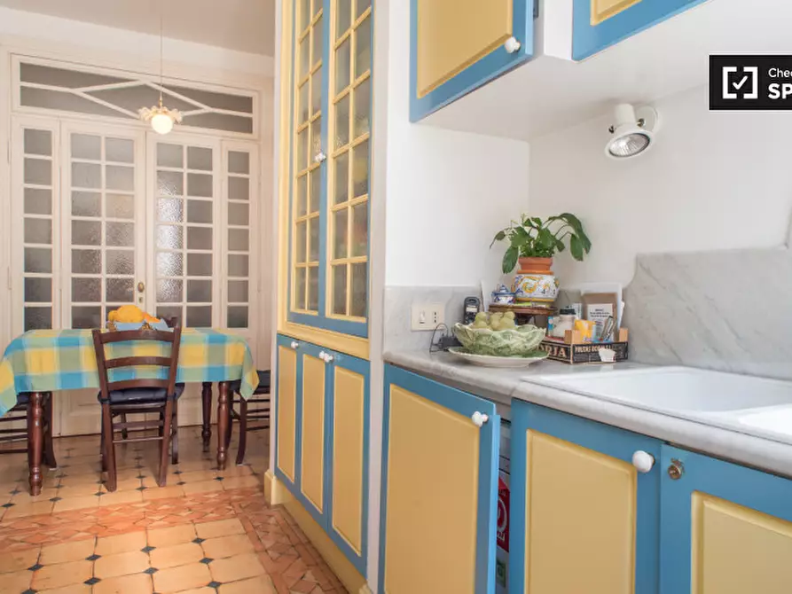 Immagine 7 di Camera condivisa in affitto  in Via Adige a Roma