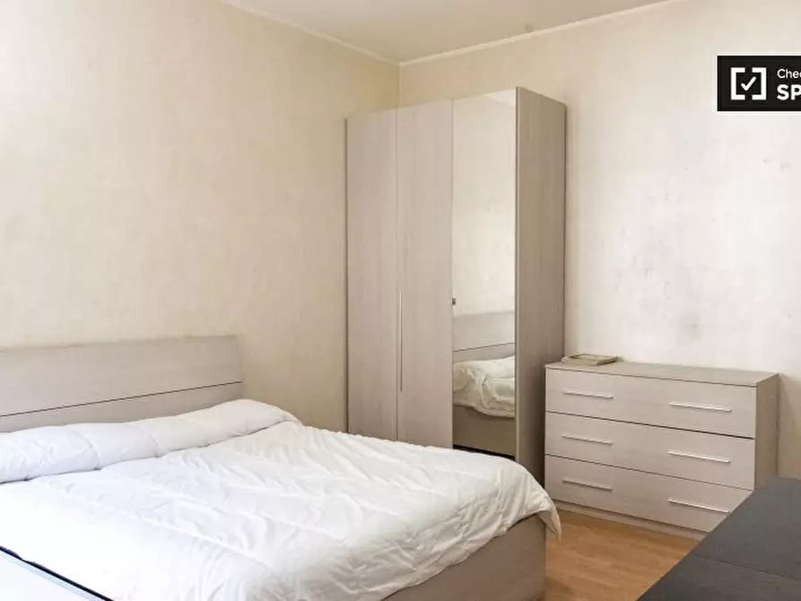 Immagine 4 di Camera condivisa in affitto  in Viale Carso a Roma