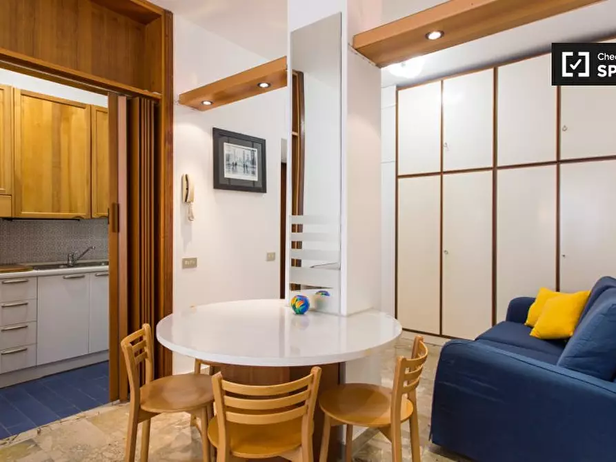 Immagine 8 di Ufficio in affitto  in Via Egadi a Milano