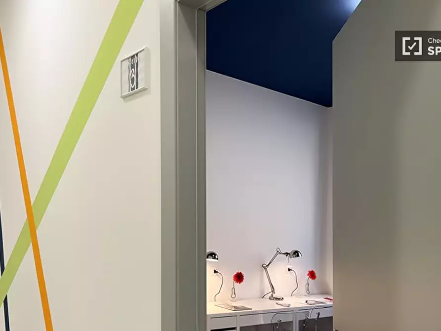 Immagine 2 di Camera condivisa in affitto  in Via Paolo Lomazzo a Milano