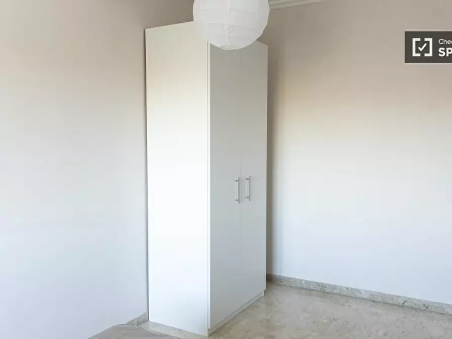 Immagine 3 di Camera condivisa in affitto  in Via Padre Semeria a Roma