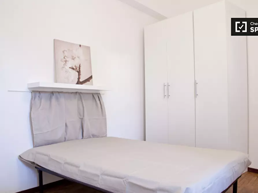 Immagine 7 di Camera condivisa in affitto  in Via Temistocle Calzecchi Onesti a Roma