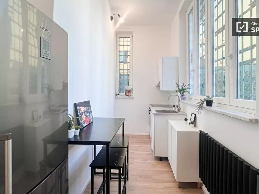 Immagine 5 di Camera condivisa in affitto  in Via Don Bosco a Milano