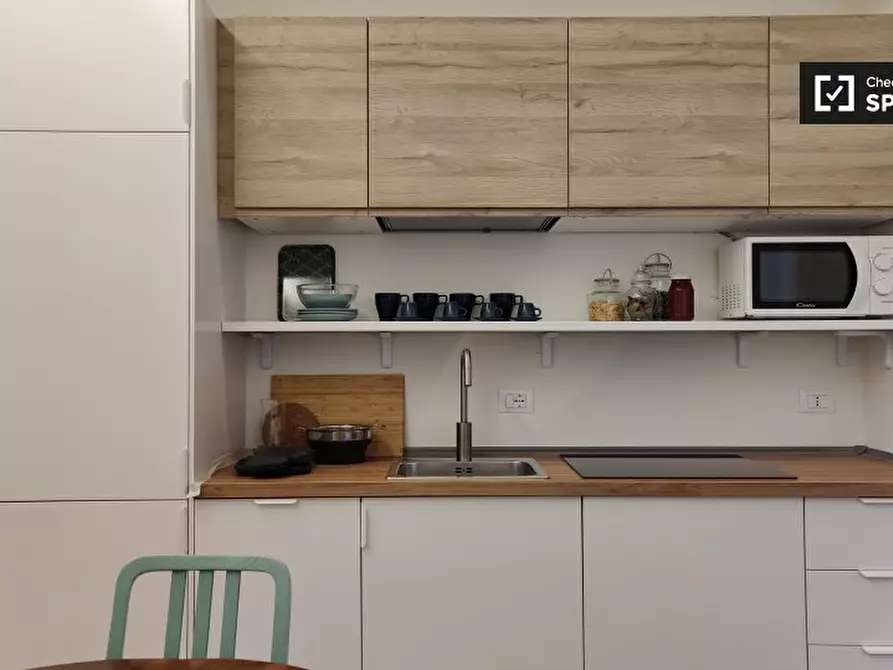 Immagine 5 di Appartamento in affitto  in Via Achille Zezon a Milano