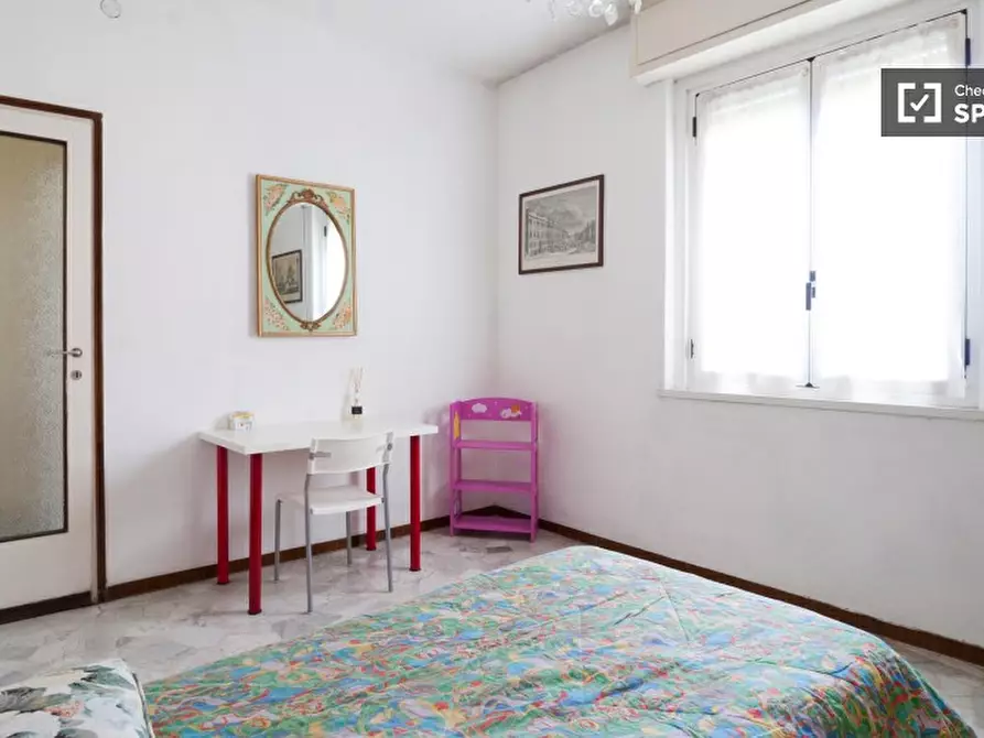 Immagine 4 di Camera condivisa in affitto  in Via Martinengo a Milano