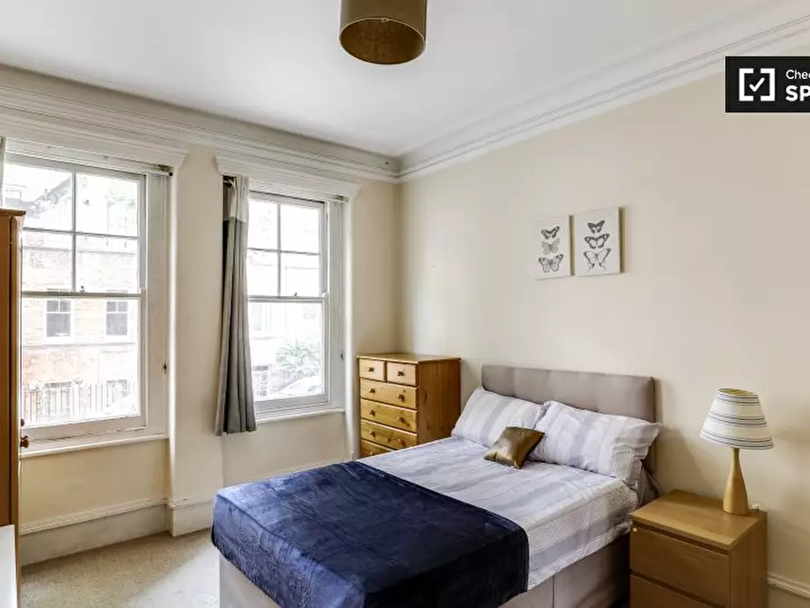 Immagine 3 di Camera condivisa in affitto  in Beaumont Crescent a Hammersmith