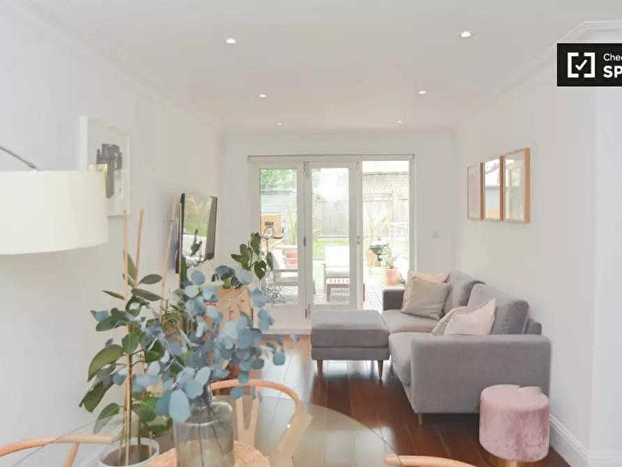 Immagine 18 di Appartamento in affitto  in The Grove a Ealing