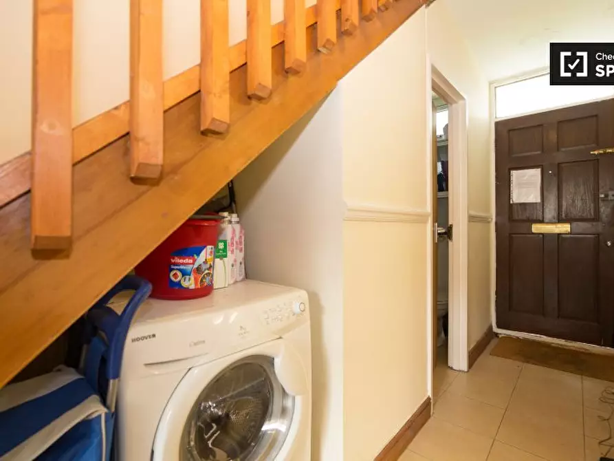 Immagine 11 di Camera condivisa in affitto  in Rayners Rd, London SW15 2AY, UK a Wandsworth