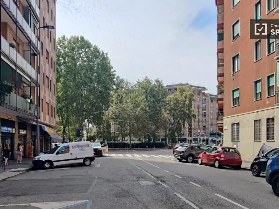 Immagine 17 di Camera condivisa in affitto  in Via Sebino a Milano