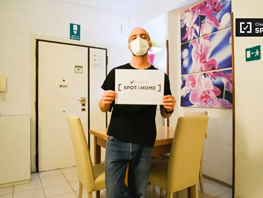 Immagine 19 di Camera condivisa in affitto  in Viale dell'Arte, 00144 Roma RM, Italy a Roma