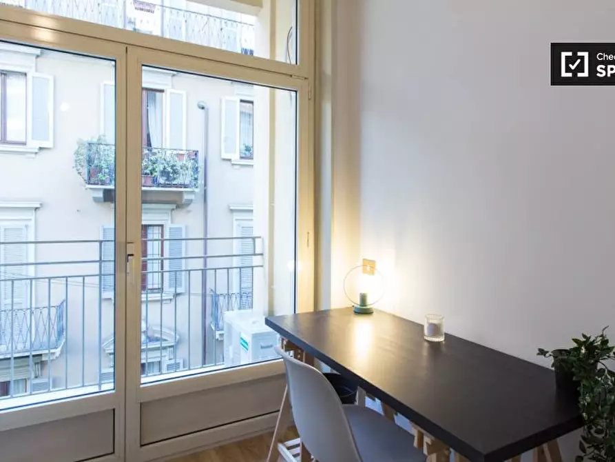 Immagine 3 di Camera condivisa in affitto  in Via Cerva a Milano