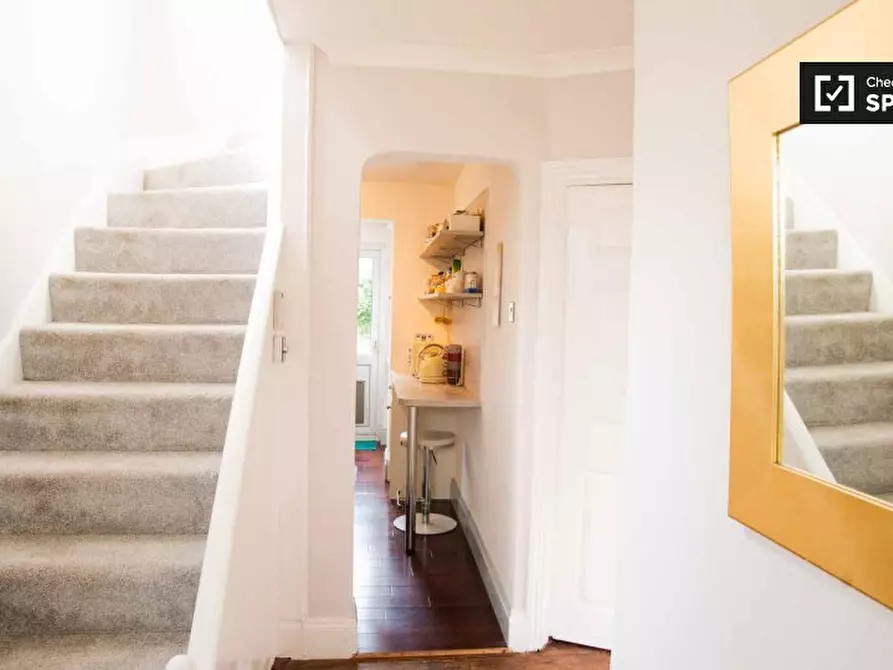 Immagine 3 di Appartamento in affitto  in Jevington Way a Greenwich