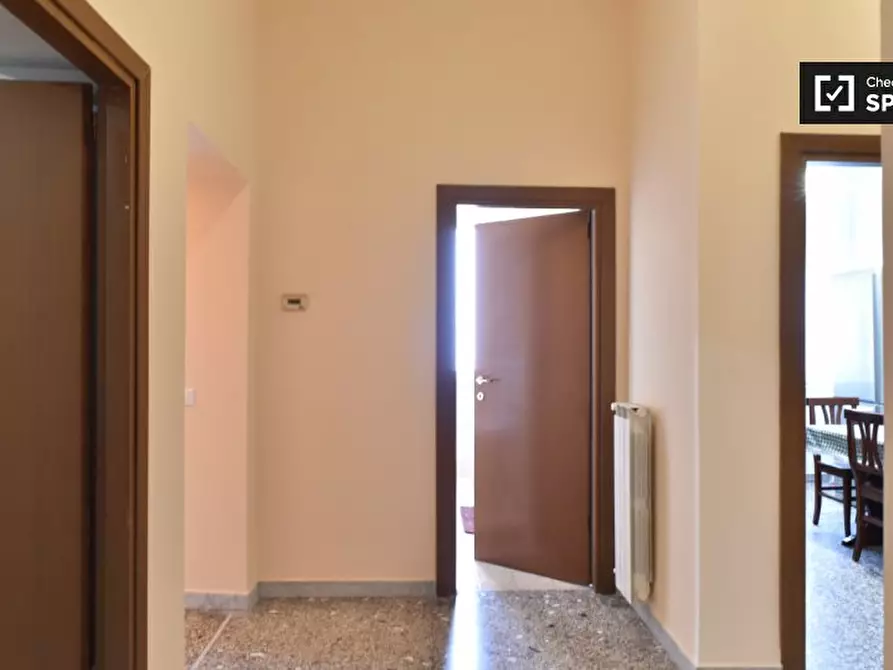 Immagine 13 di Camera condivisa in affitto  in Via dei Platani, 00172 Roma RM, Italy a Roma