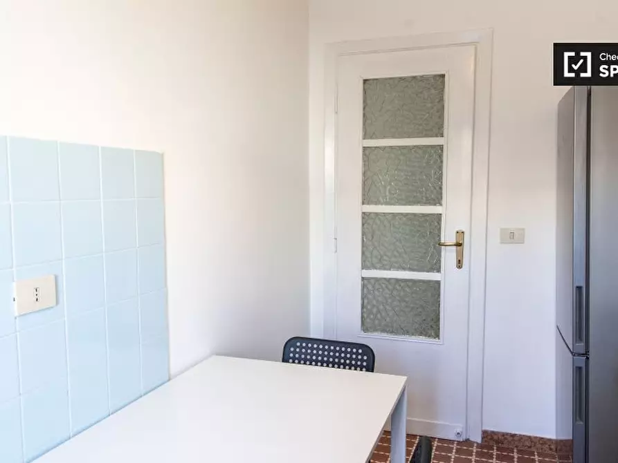 Immagine 13 di Camera condivisa in affitto  in Via Oderisi da Gubbio a Roma