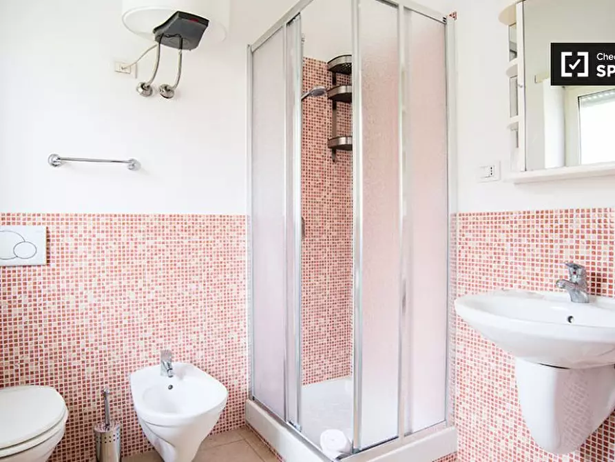 Immagine 6 di Ufficio in affitto  in Viale della Venezia Giulia a Roma