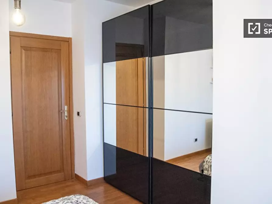 Immagine 18 di Camera condivisa in affitto  in Via Luigi Lilio a Roma