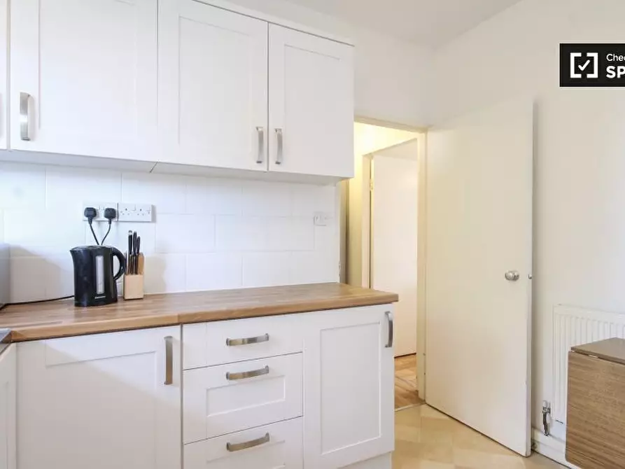 Immagine 2 di Appartamento in affitto  in Winchester House,  Hallfield Estate, a Paddington