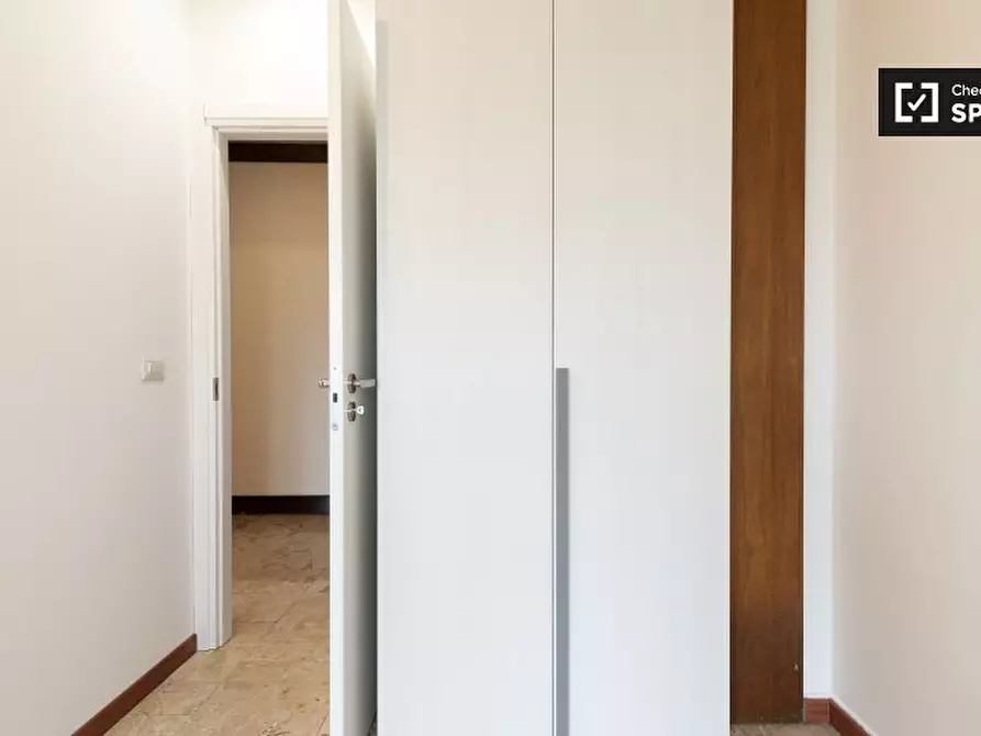 Immagine 3 di Camera condivisa in affitto  in Viale Beatrice d'Este a Milano