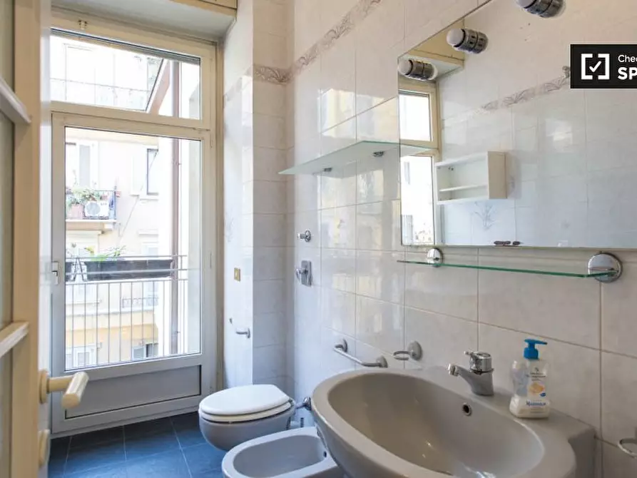 Immagine 16 di Camera condivisa in affitto  in Via Cerva a Milano