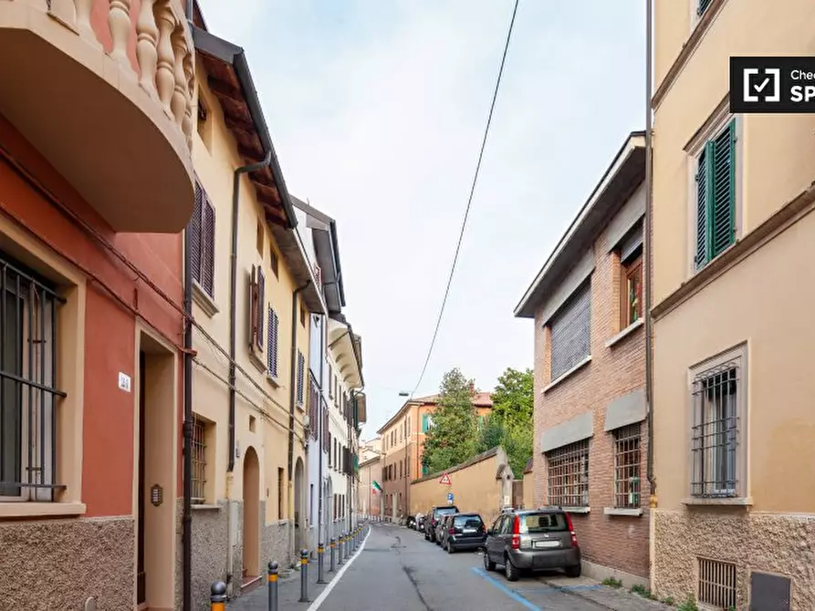 Immagine 15 di Ufficio in affitto  in Via Palestro a Bologna