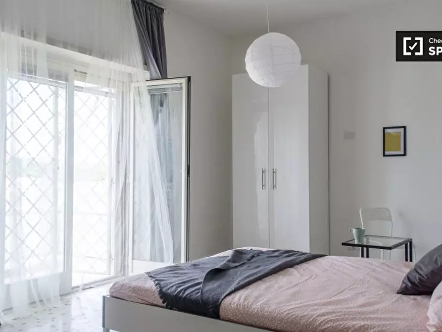 Immagine 4 di Camera condivisa in affitto  in Via Corrado Segre, 00146 Roma RM, Italy a Roma