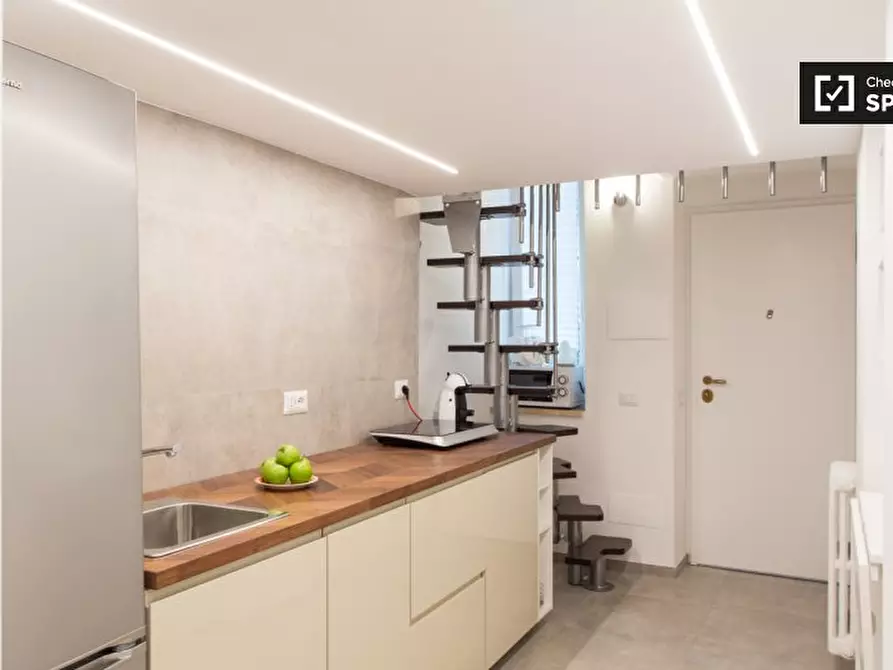 Immagine 8 di Ufficio in affitto  in Via Luigi Caroli a Milano