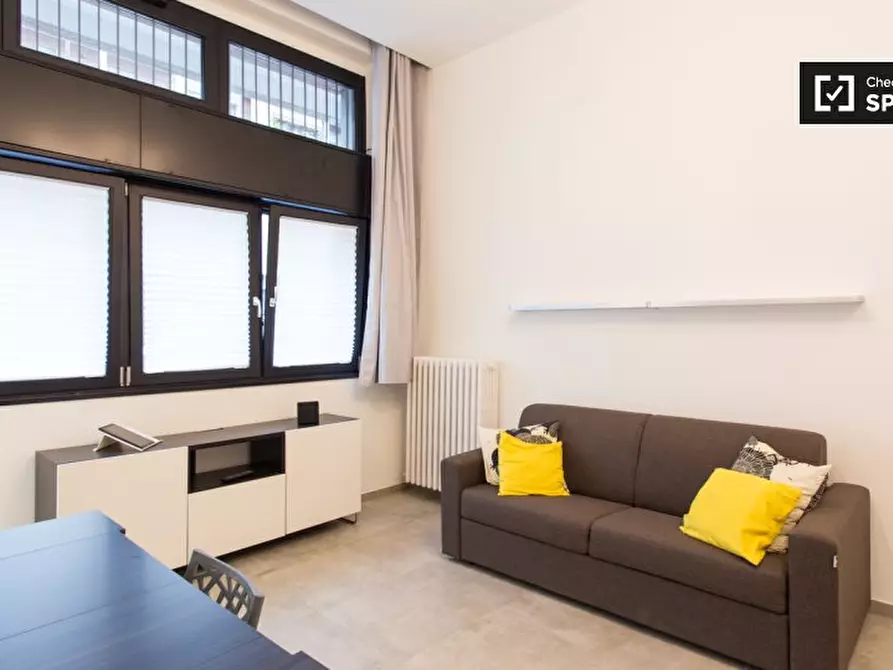 Immagine 3 di Ufficio in affitto  in Via Luigi Caroli a Milano