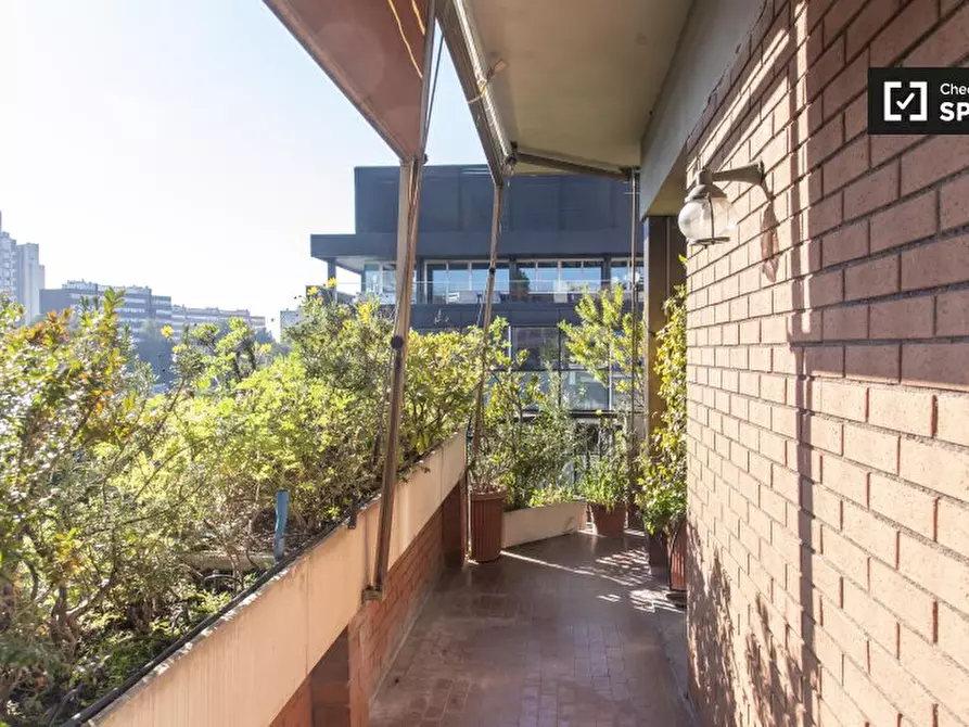 Immagine 6 di Camera condivisa in affitto  in Viale Cesare Pavese a Roma