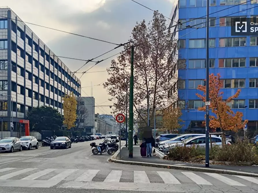 Immagine 13 di Appartamento in affitto  in Via Enrico Cosenz a Milano
