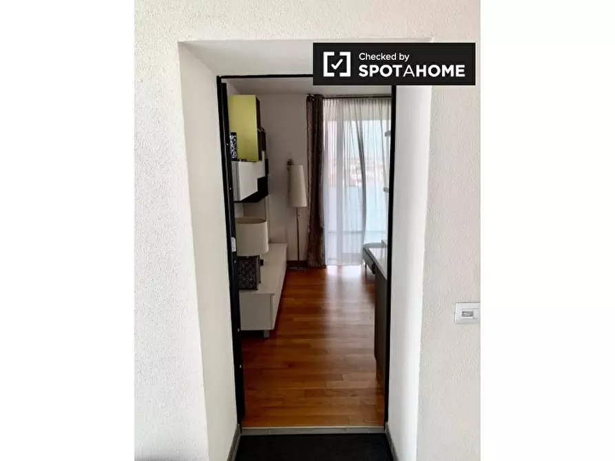Immagine 14 di Appartamento in affitto  in Via Lomellina a Milano