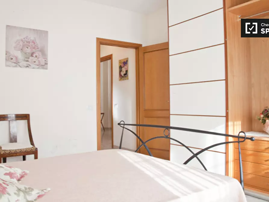 Immagine 4 di Camera condivisa in affitto  in Via Giulio Galli a Roma