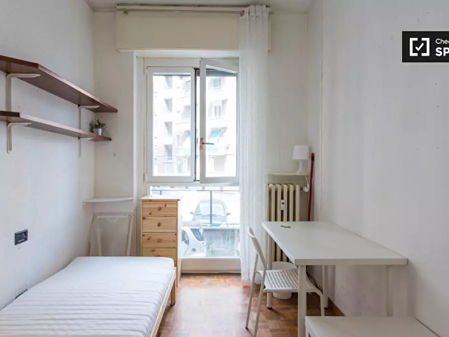 Immagine 19 di Camera condivisa in affitto  in Via Carnia a Milano