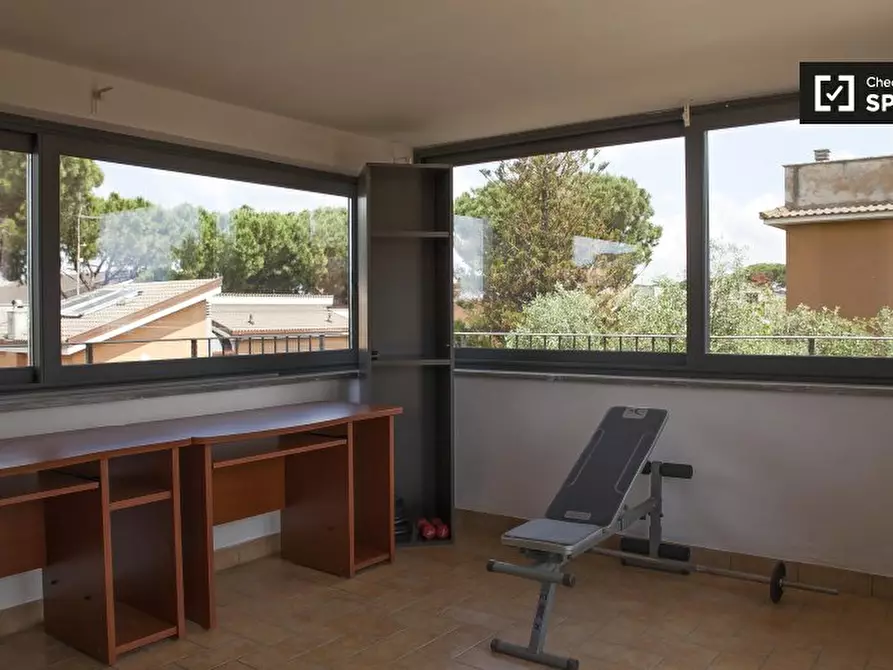 Immagine 16 di Camera condivisa in affitto  in Via del Casale Ferranti, 00173 Roma RM, Italy a Roma