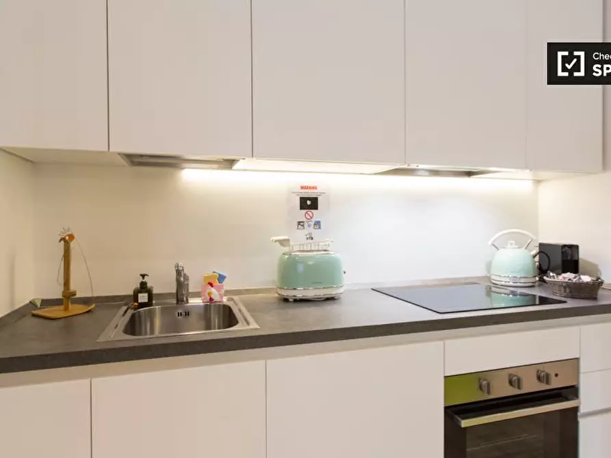 Immagine 6 di Appartamento in affitto  in Via Rovigno a Milano