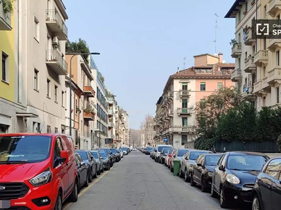 Immagine 17 di Camera condivisa in affitto  in Via Romolo Gessi a Milano