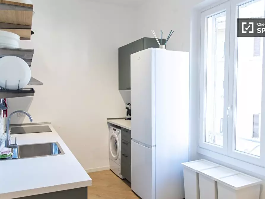 Immagine 5 di Camera condivisa in affitto  in Via Crema a Roma