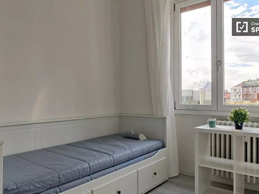 Immagine 9 di Ufficio in affitto  in Viale Brenta a Milano