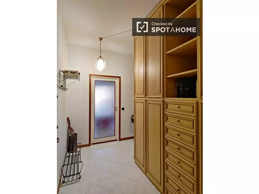 Immagine 11 di Appartamento in affitto  in Via Arezzo a Milano