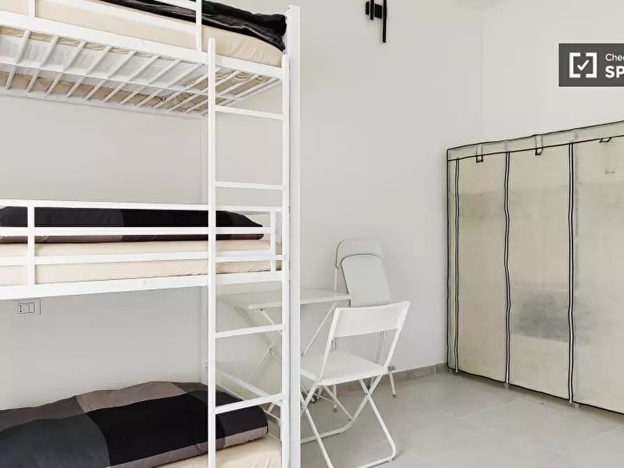 Immagine 2 di Camera condivisa in affitto  in Via Marco Ulpio Traiano a Milano