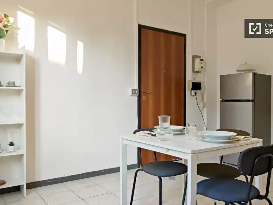 Immagine 3 di Appartamento in affitto  in Via Mario Morgantini a Milano