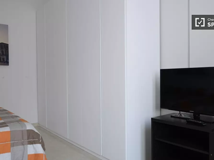 Immagine 8 di Appartamento in affitto  in via Trivulzio a Milano