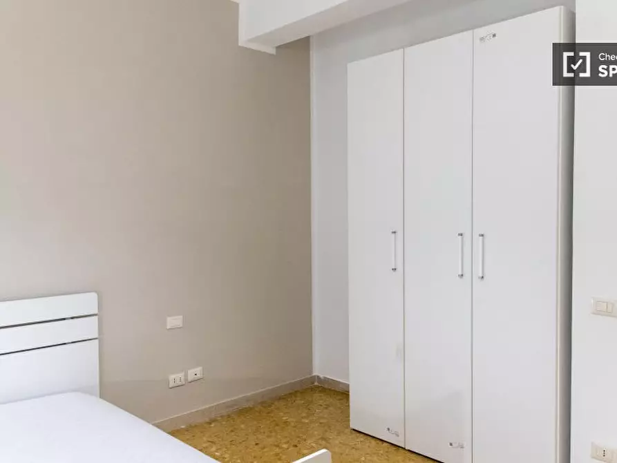 Immagine 17 di Camera condivisa in affitto  in Via Val d'Aosta a Roma