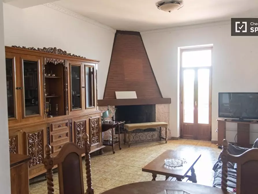 Immagine 11 di Camera condivisa in affitto  in Vicolo delle Lucarie a Roma